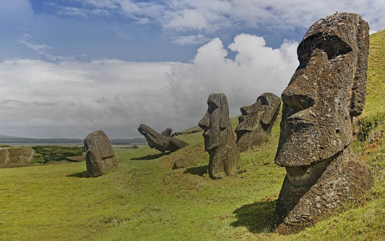 copertina Isola di Pasqua - Il mistero delle origini
